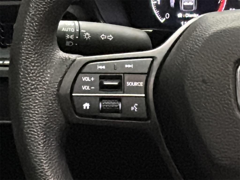 used 2023 Honda CR-V car, priced at $29,900