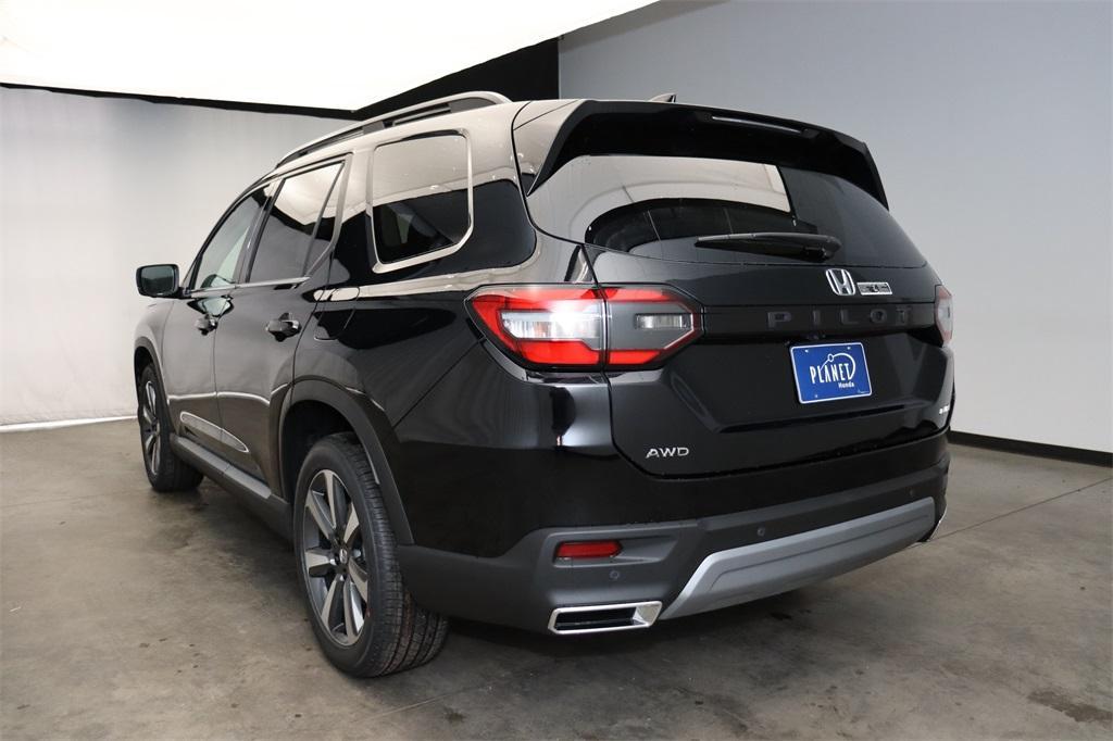 new 2025 Honda Pilot car, priced at $53,280