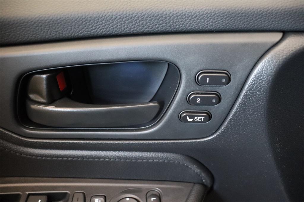 new 2025 Honda Odyssey car, priced at $41,448