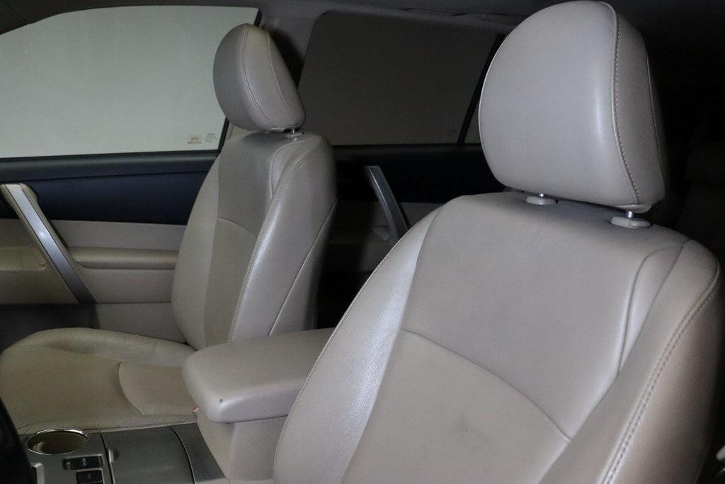 used 2012 Toyota Highlander car, priced at $14,500