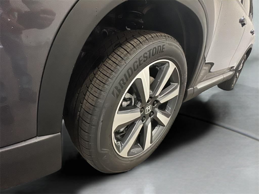 new 2025 Honda Pilot car, priced at $48,825