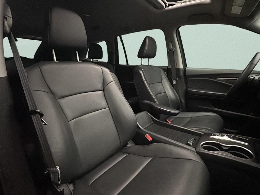 used 2022 Honda Pilot car, priced at $29,900