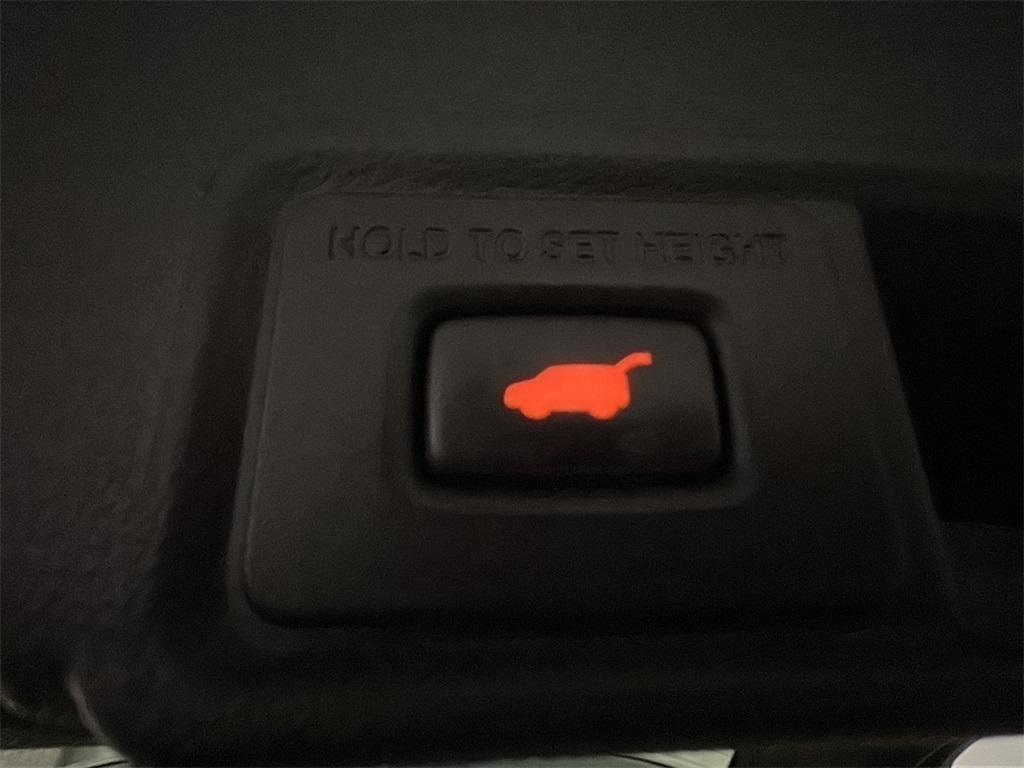 used 2022 Acura RDX car, priced at $31,900