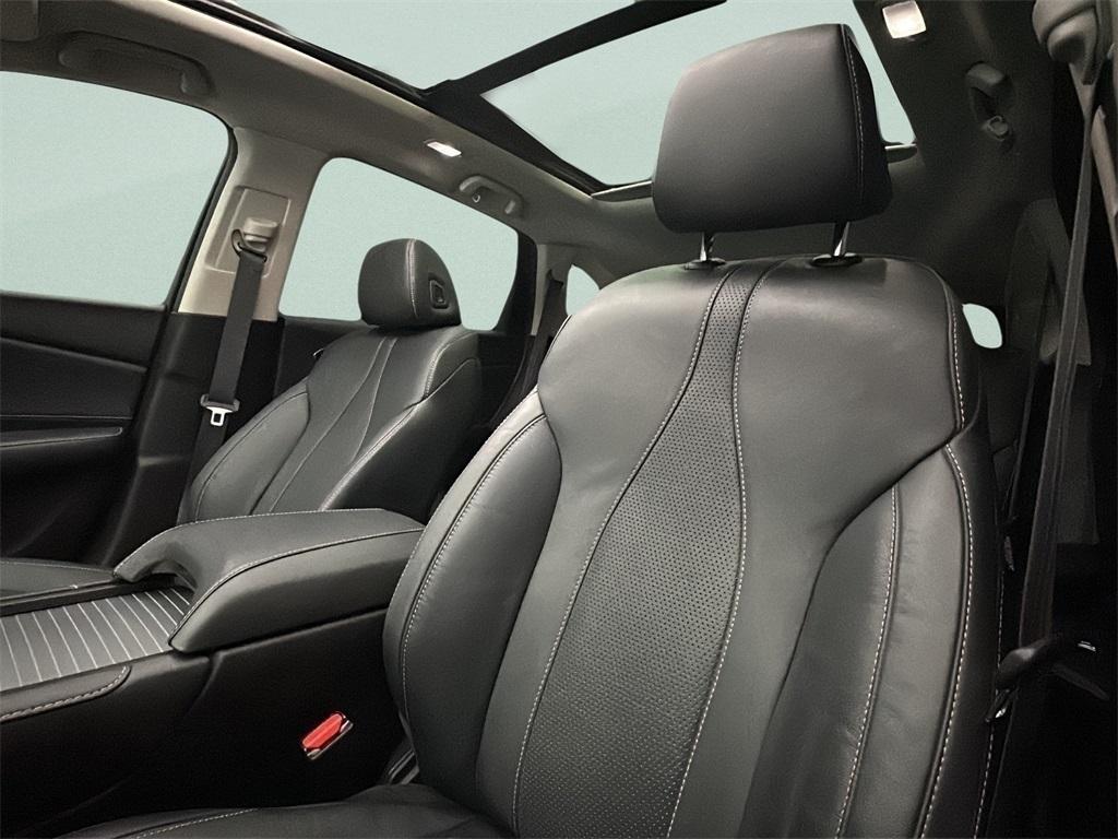 used 2022 Acura RDX car, priced at $31,900