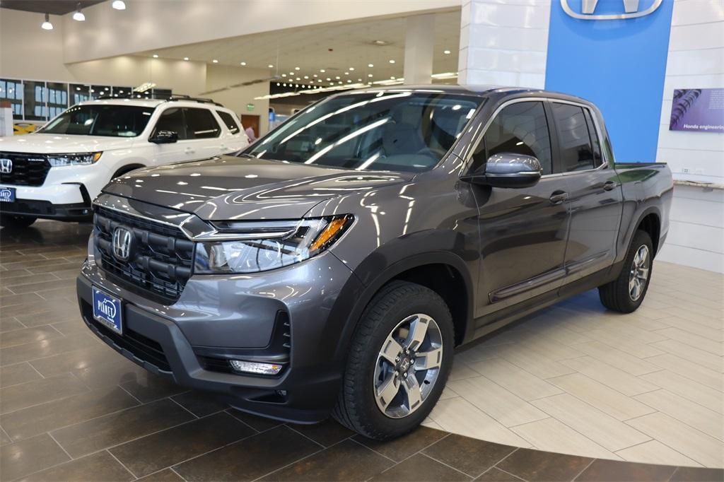 new 2025 Honda Ridgeline car, priced at $43,668