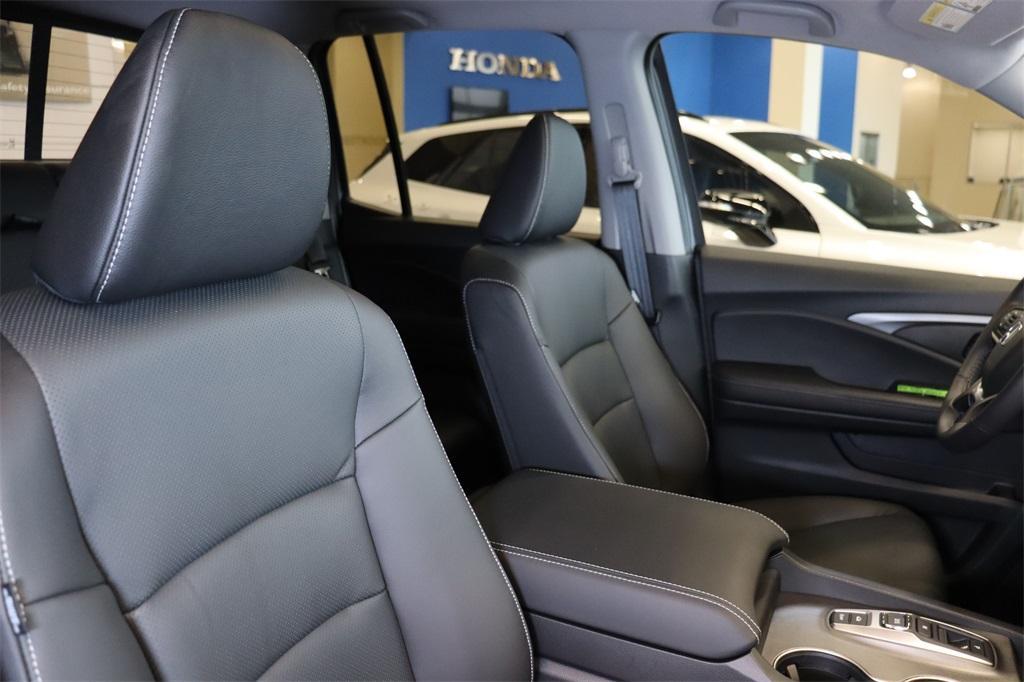 new 2025 Honda Ridgeline car, priced at $43,668