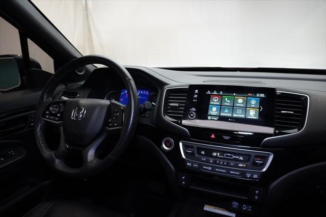 used 2022 Honda Passport car, priced at $35,000