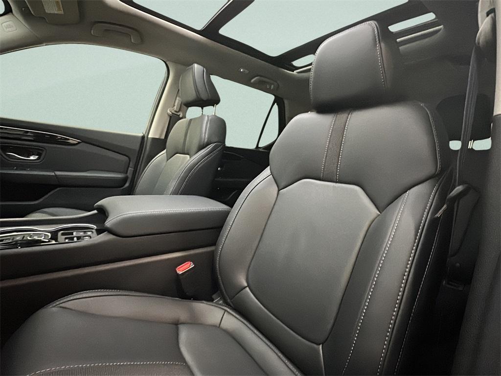 new 2025 Honda Pilot car, priced at $48,825