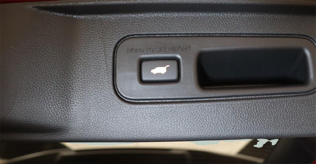 new 2025 Honda Pilot car, priced at $48,296