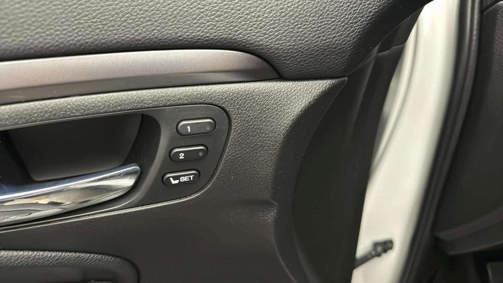 used 2022 Honda Pilot car, priced at $36,000