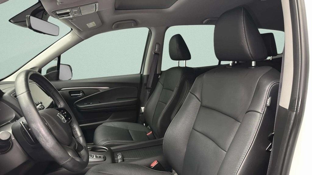 used 2022 Honda Pilot car, priced at $36,000