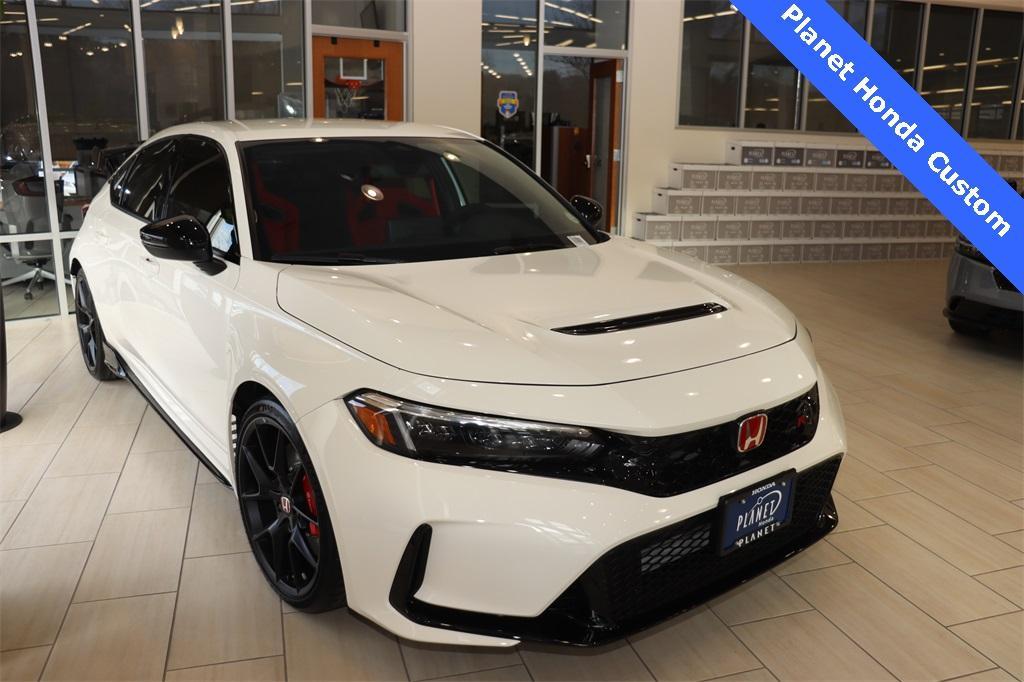 new 2025 Honda Civic Type R car, priced at $54,447