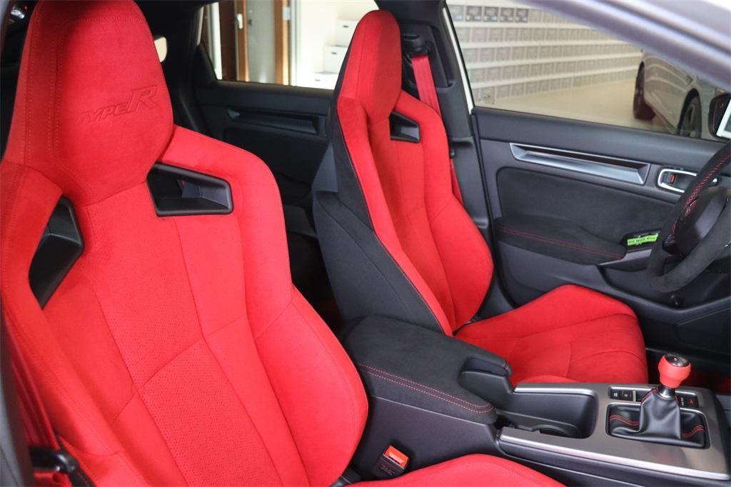 new 2025 Honda Civic Type R car, priced at $54,447