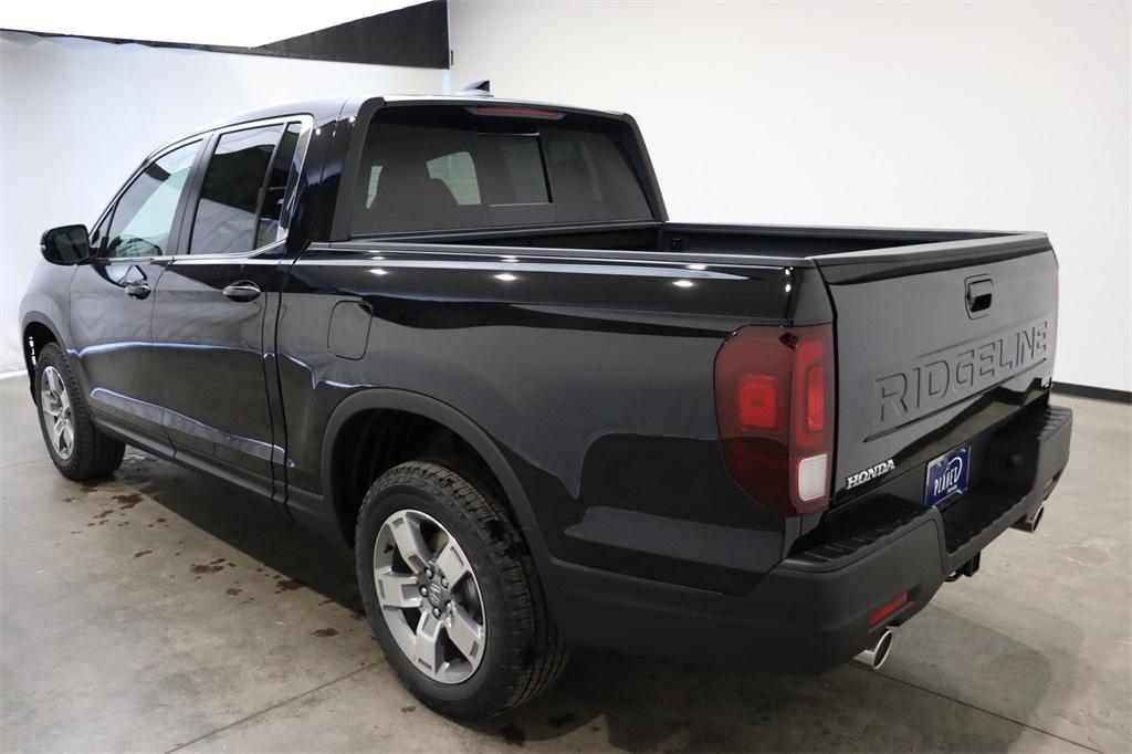 new 2025 Honda Ridgeline car, priced at $42,168