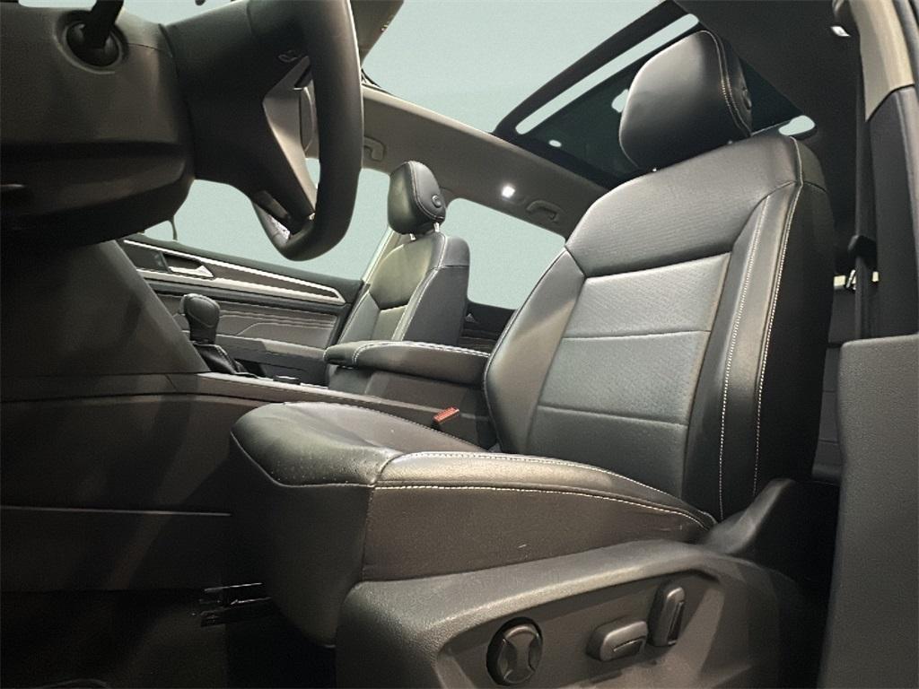 used 2022 Volkswagen Atlas car, priced at $28,600