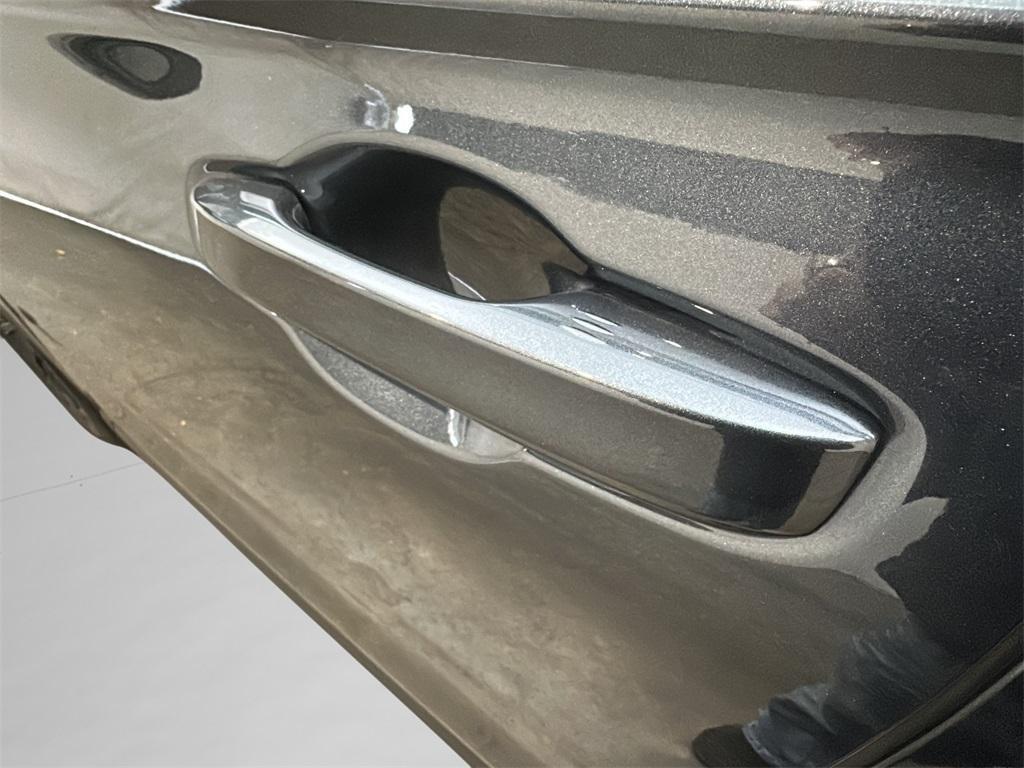 used 2025 Honda CR-V Hybrid car, priced at $37,900