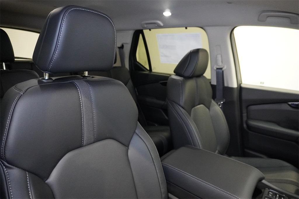 new 2025 Honda Pilot car, priced at $47,550