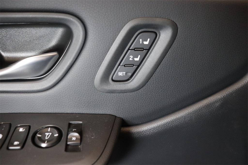 new 2025 Honda Pilot car, priced at $49,700