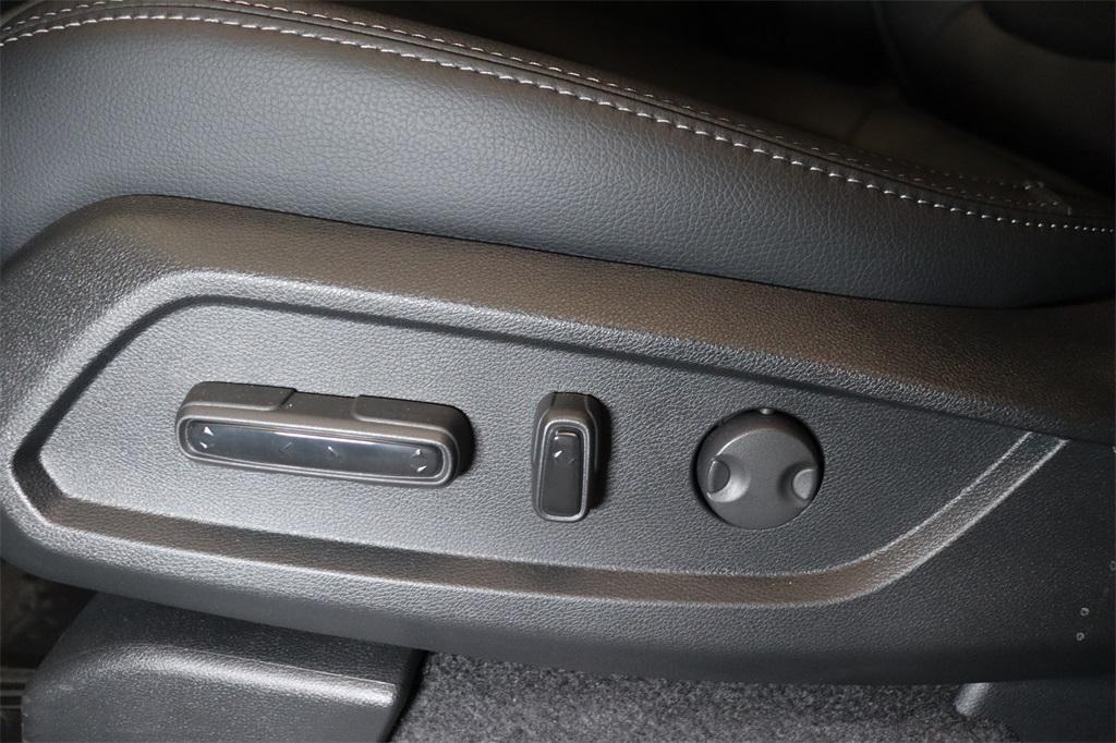 new 2025 Honda Pilot car, priced at $49,700