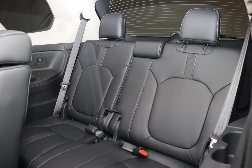 new 2025 Honda Pilot car, priced at $49,700