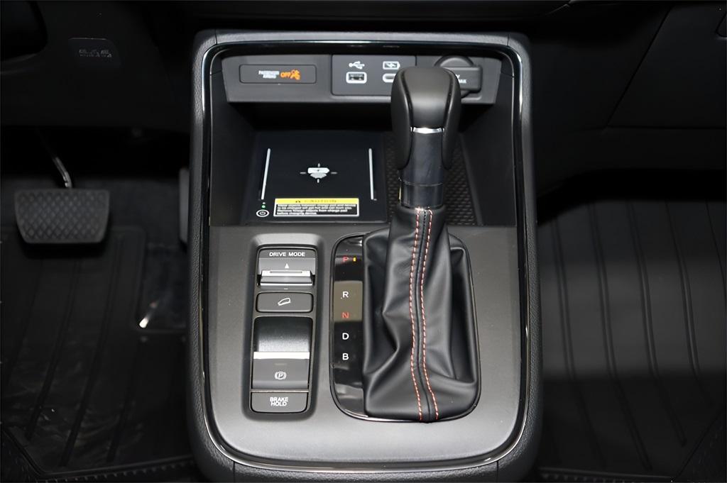 new 2025 Honda CR-V Hybrid car, priced at $39,312