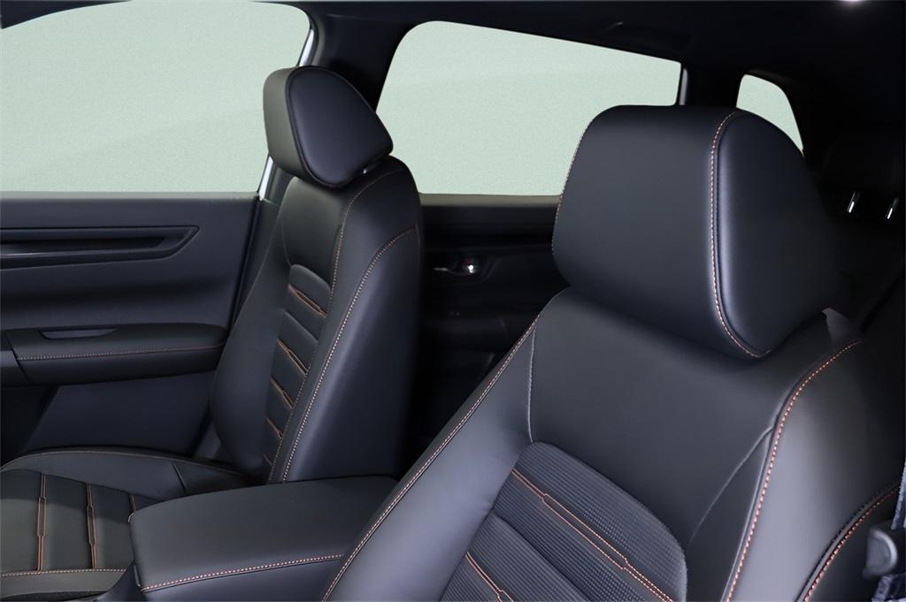 new 2025 Honda CR-V Hybrid car, priced at $39,312