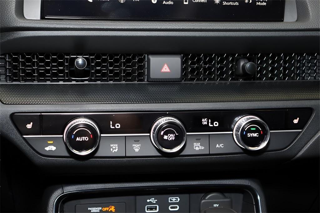 new 2025 Honda CR-V Hybrid car, priced at $39,312