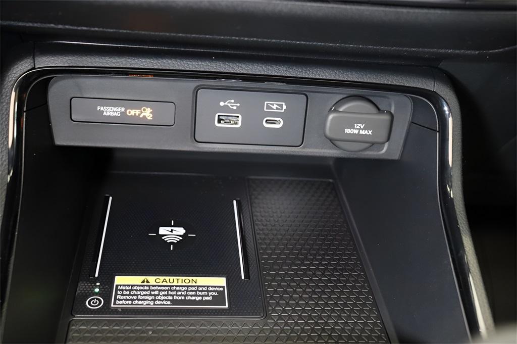 new 2025 Honda CR-V Hybrid car, priced at $39,312