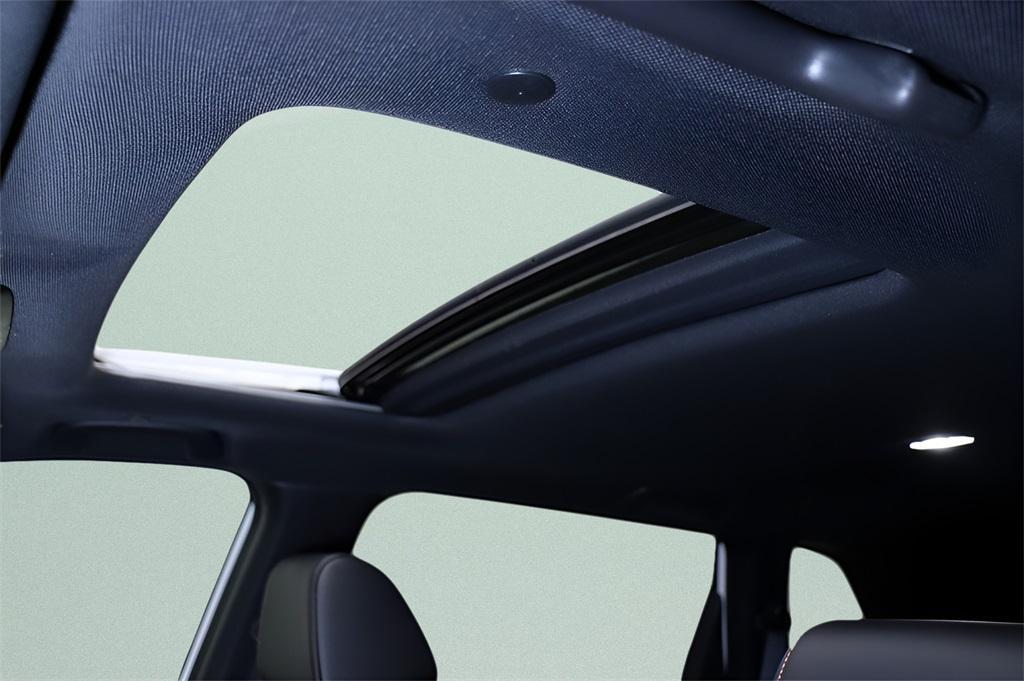 new 2025 Honda CR-V Hybrid car, priced at $39,312