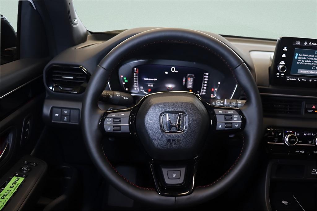 new 2025 Honda Pilot car, priced at $60,417