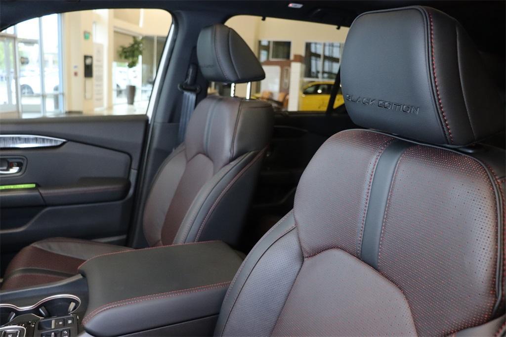 new 2025 Honda Pilot car, priced at $62,417