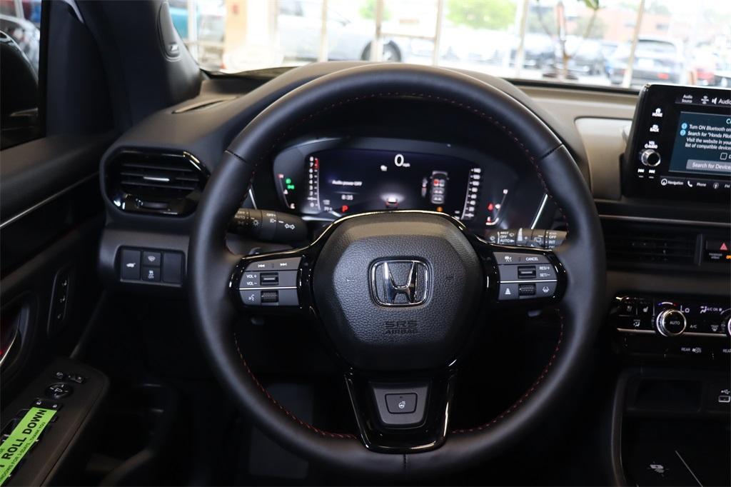 new 2025 Honda Pilot car, priced at $62,417
