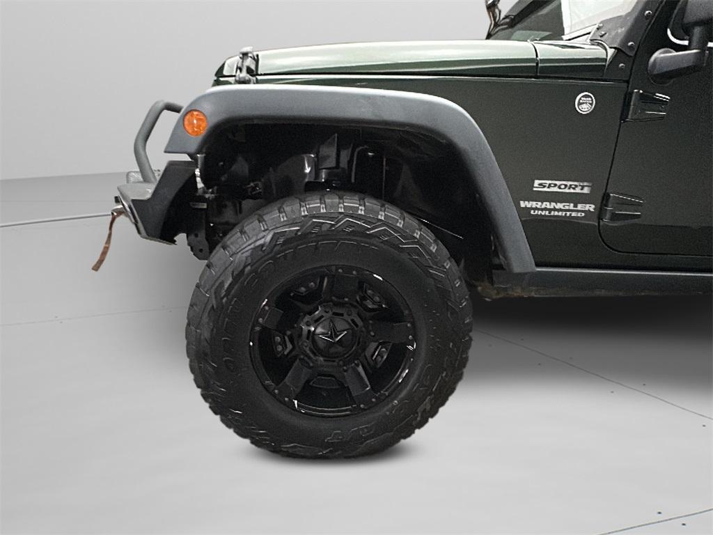used 2010 Jeep Wrangler Unlimited car, priced at $19,000