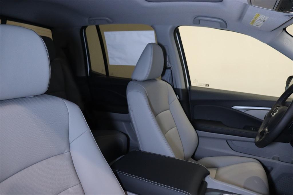 new 2025 Honda Ridgeline car, priced at $42,825