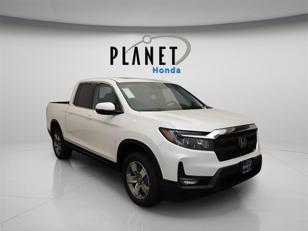 new 2025 Honda Ridgeline car, priced at $42,825