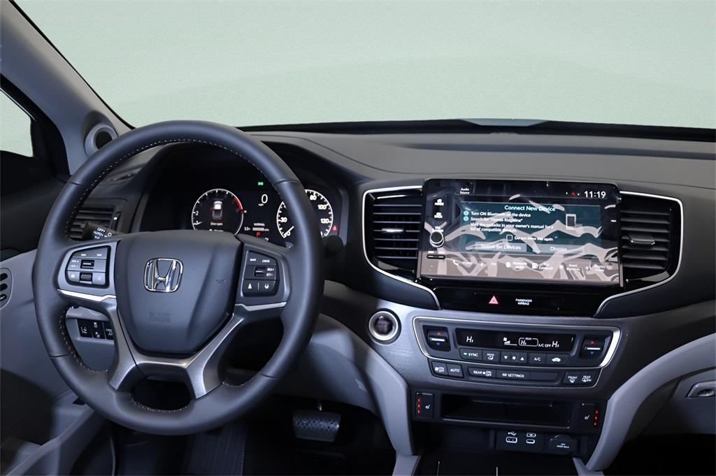 new 2025 Honda Ridgeline car, priced at $42,825