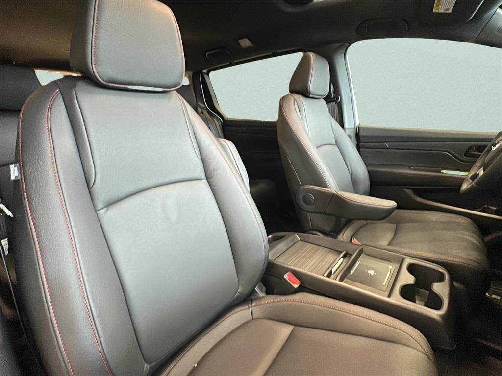 new 2026 Honda Odyssey car, priced at $45,550