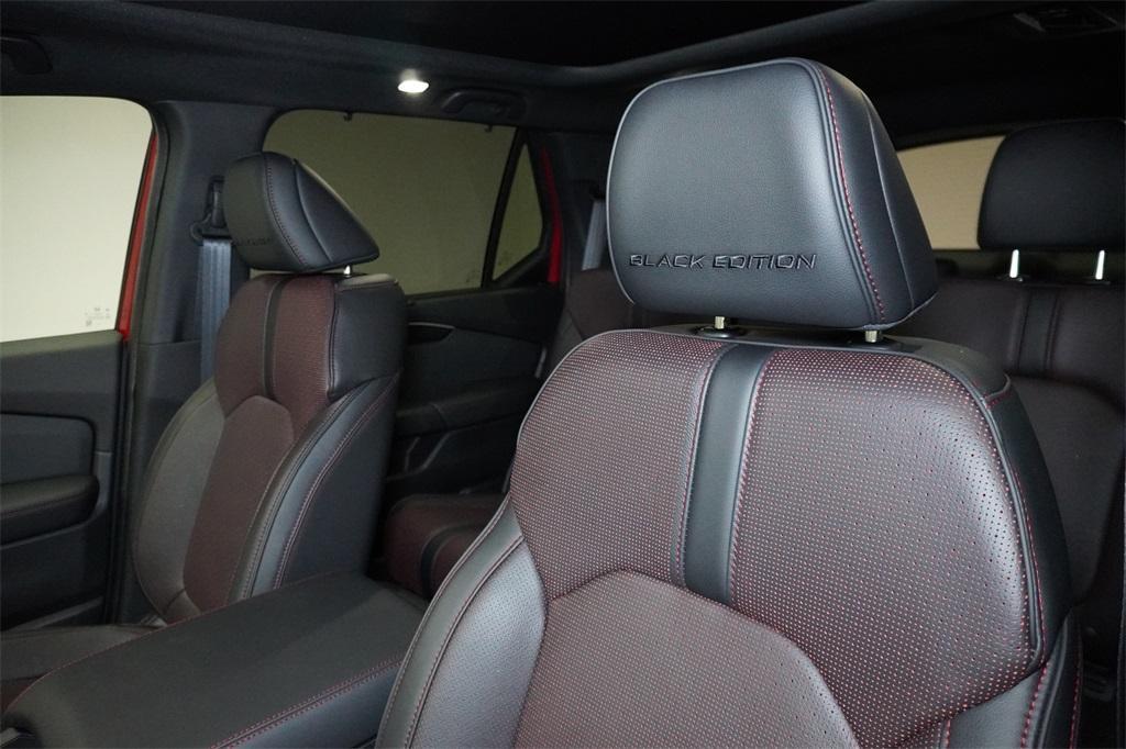 new 2025 Honda Pilot car, priced at $55,270