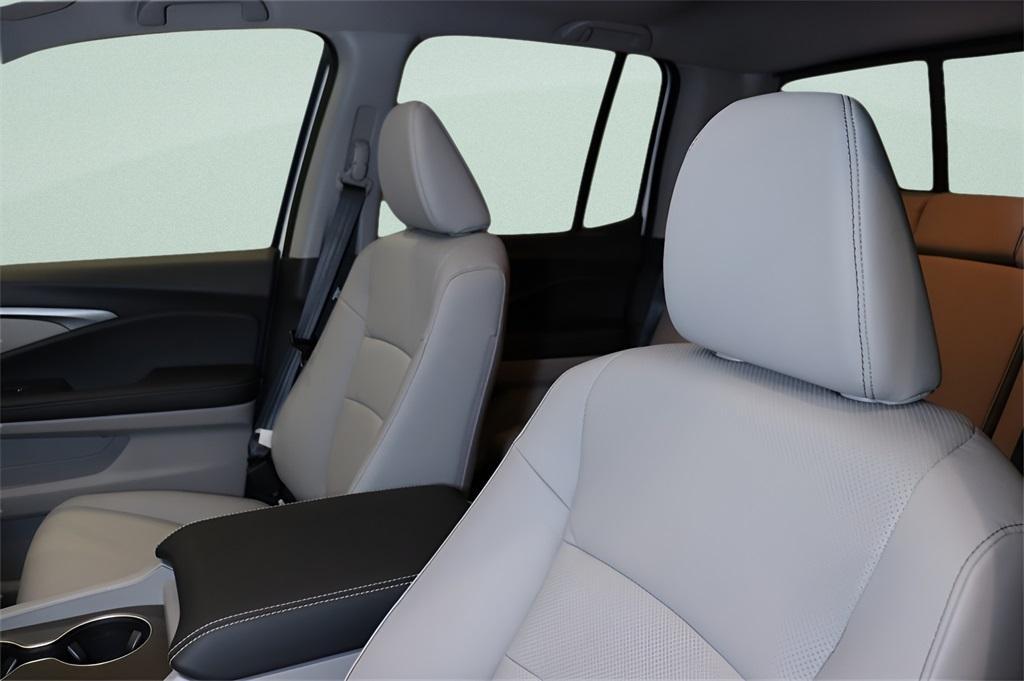 new 2025 Honda Ridgeline car, priced at $44,159