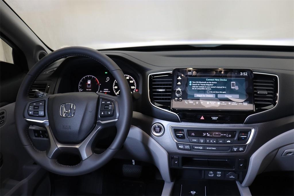 new 2025 Honda Ridgeline car, priced at $44,159