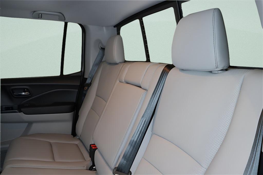 new 2025 Honda Ridgeline car, priced at $44,159