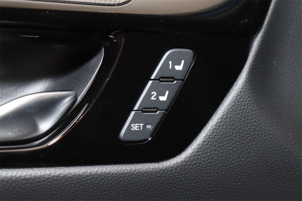 new 2025 Honda CR-V Hybrid car, priced at $42,450