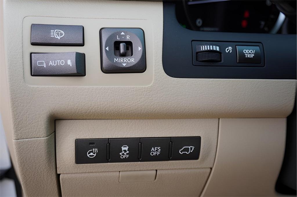 used 2014 Lexus LX 570 car, priced at $30,500