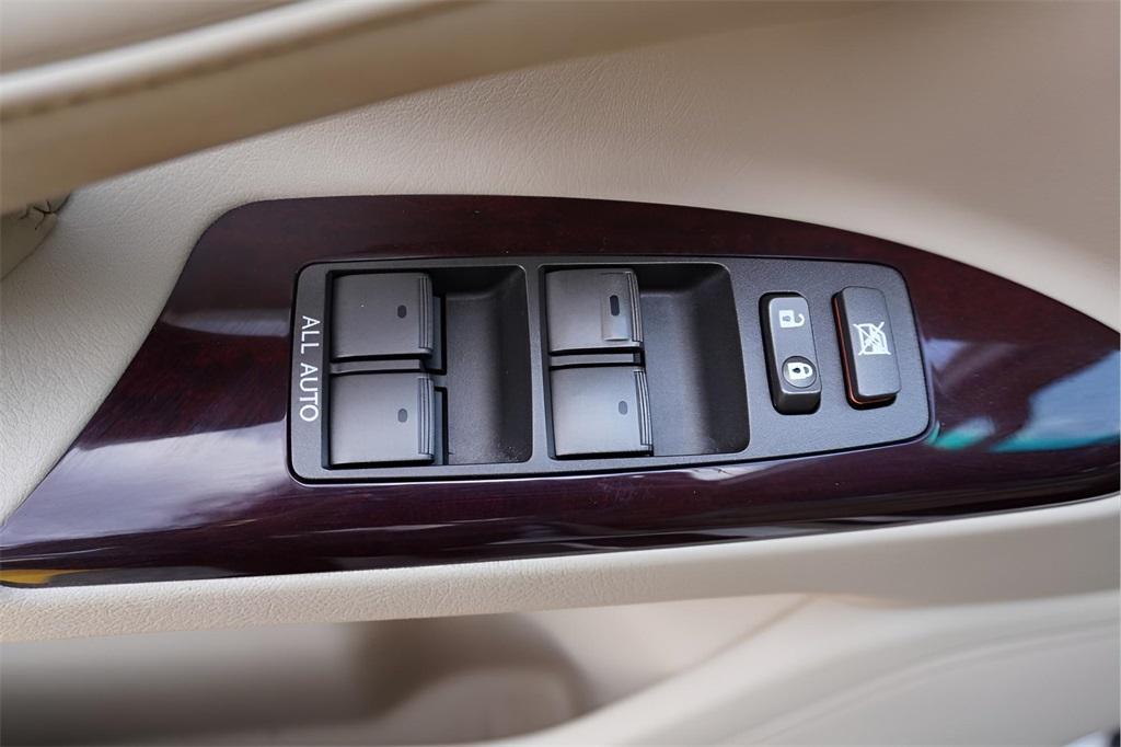 used 2014 Lexus LX 570 car, priced at $30,500