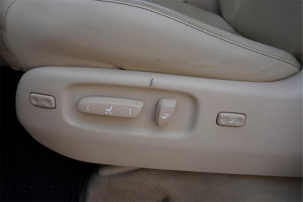 used 2014 Lexus LX 570 car, priced at $30,500