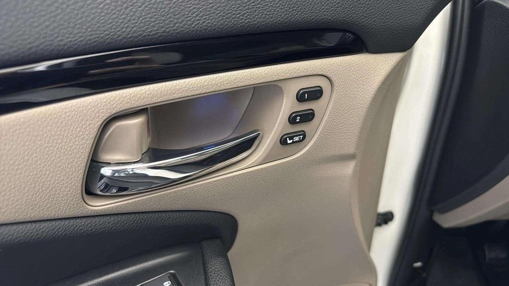 used 2017 Honda Pilot car, priced at $22,700