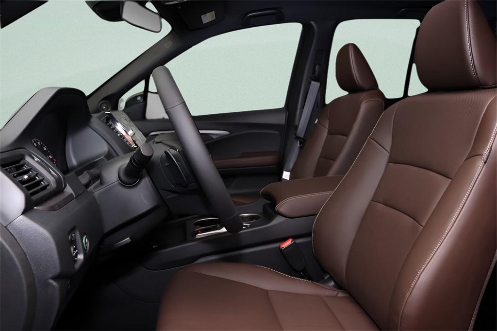new 2025 Honda Ridgeline car, priced at $42,573