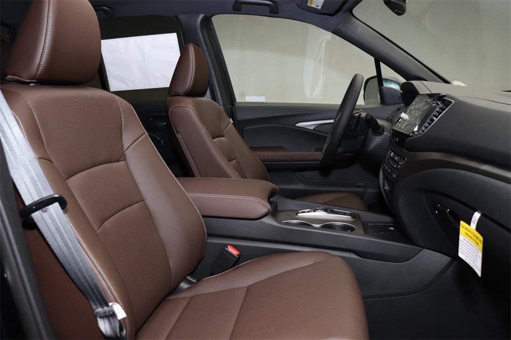 new 2025 Honda Ridgeline car, priced at $42,573