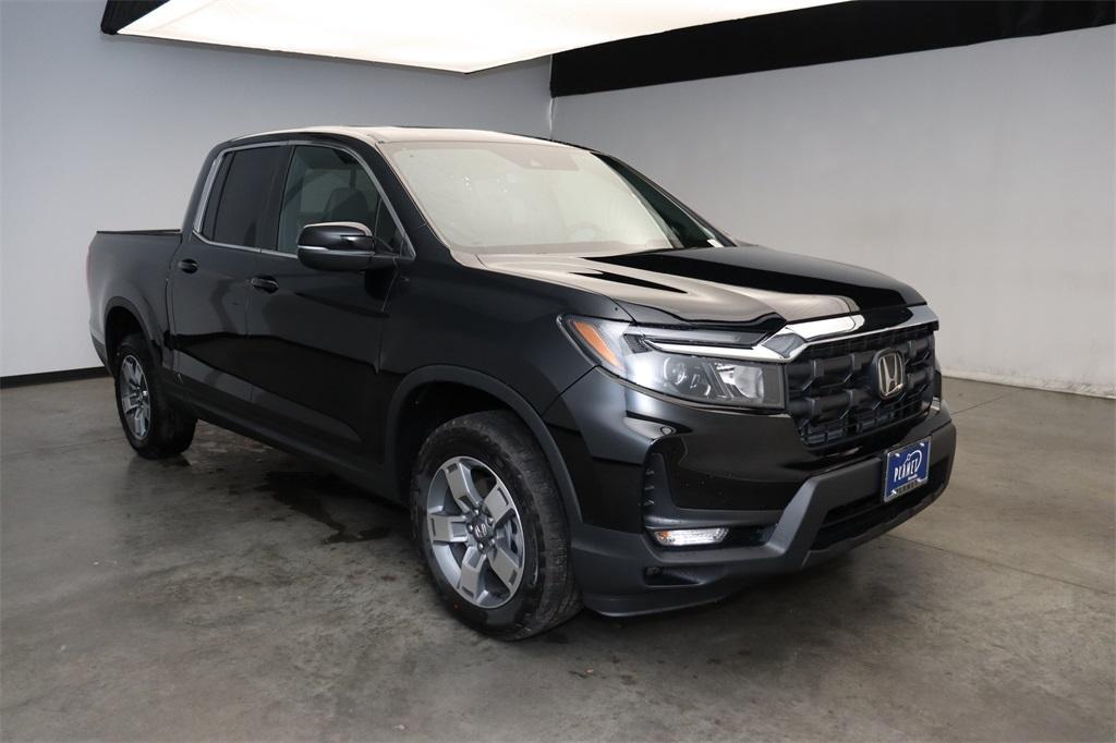 new 2025 Honda Ridgeline car, priced at $42,573