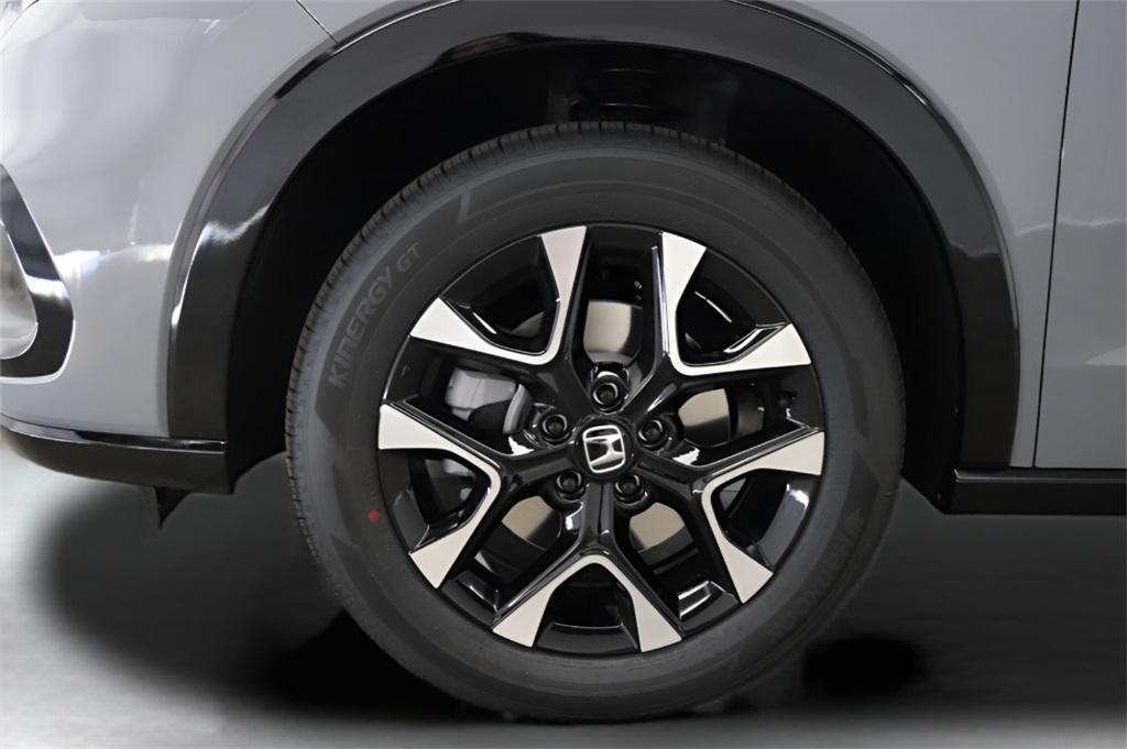 new 2026 Honda HR-V car, priced at $32,251